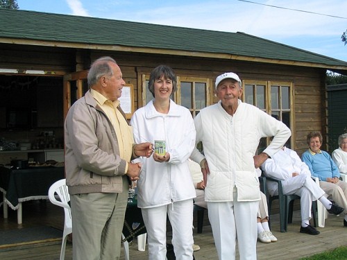 Kathleen Moorshead & Leslie Stewart winners of Target Croquet